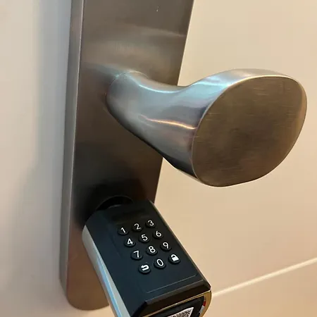 An Der Arena Apartman *