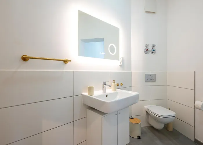 An Der Arena Apartman *